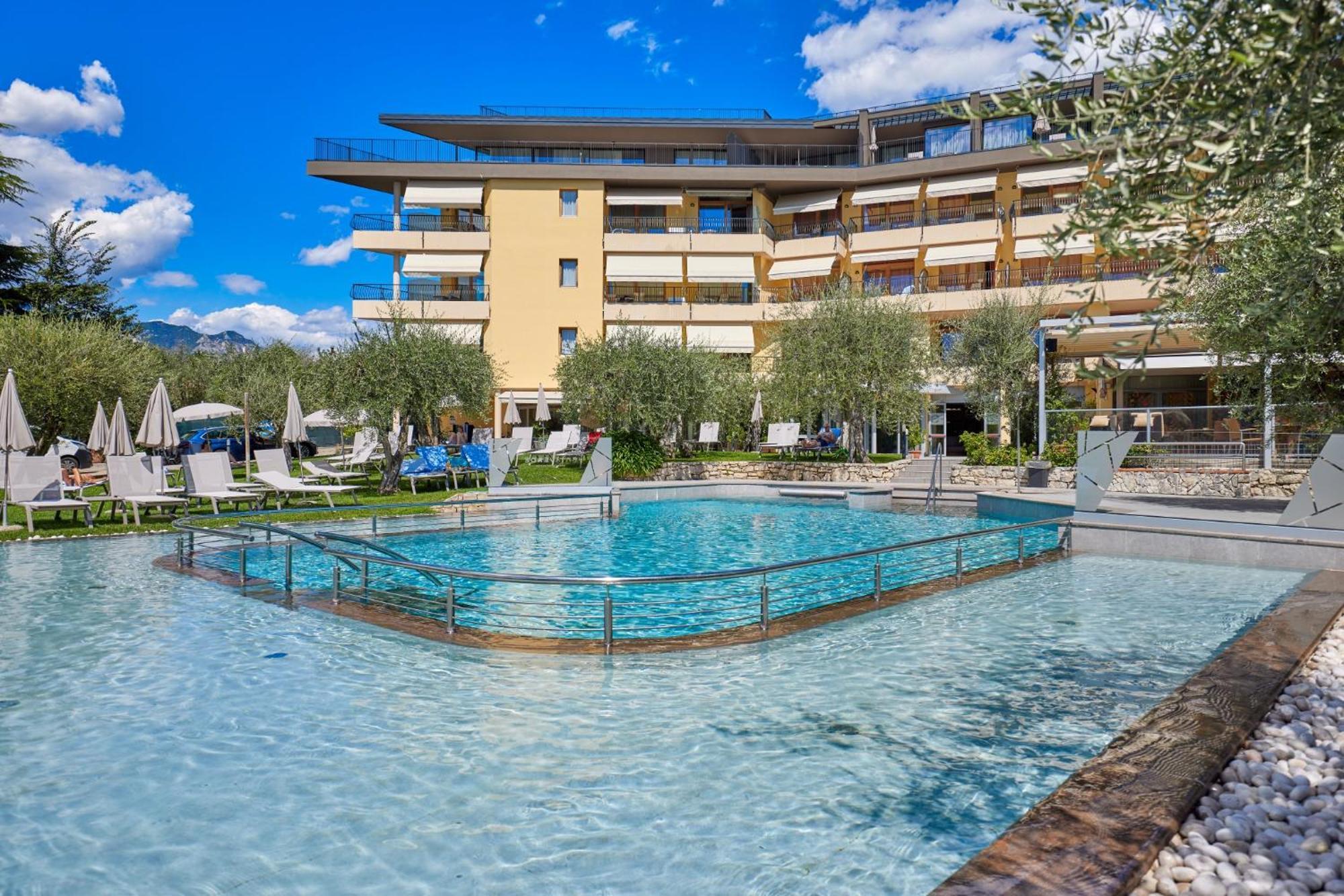 Hotel Baia Verde Malcesine Buitenkant foto